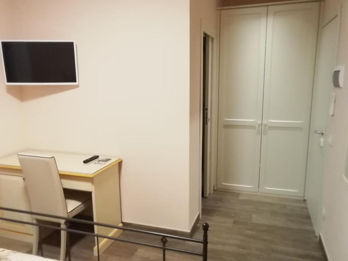 Apartamento Il Roccolo Di Valcerasa Treia Exterior foto