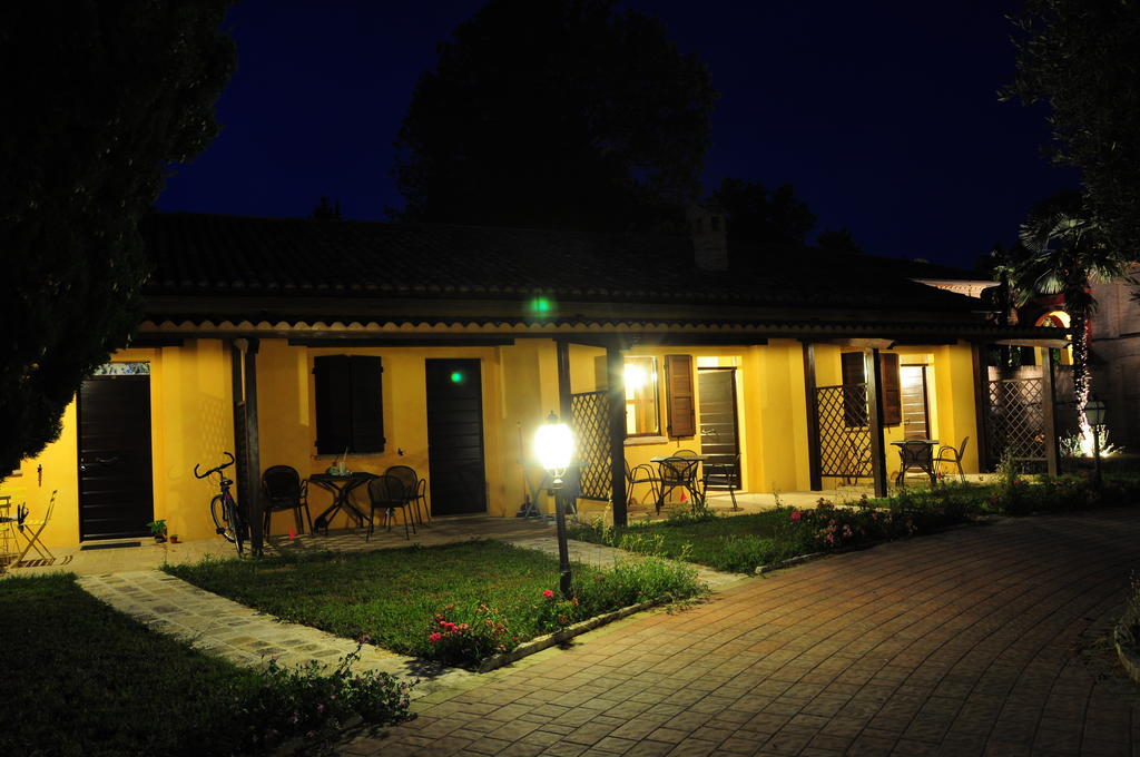 Apartamento Il Roccolo Di Valcerasa Treia Exterior foto