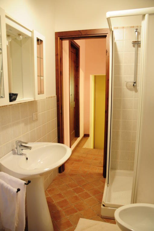 Apartamento Il Roccolo Di Valcerasa Treia Habitación foto