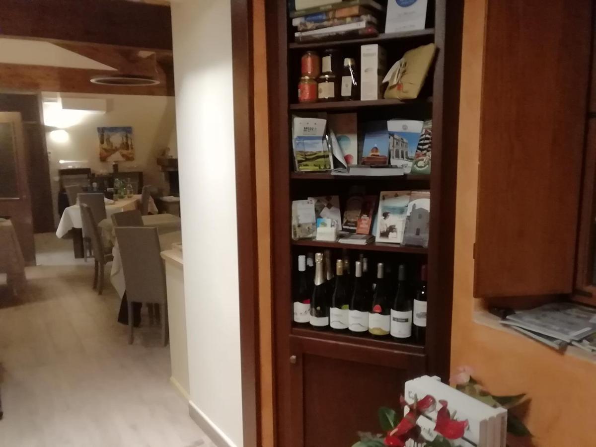 Apartamento Il Roccolo Di Valcerasa Treia Exterior foto