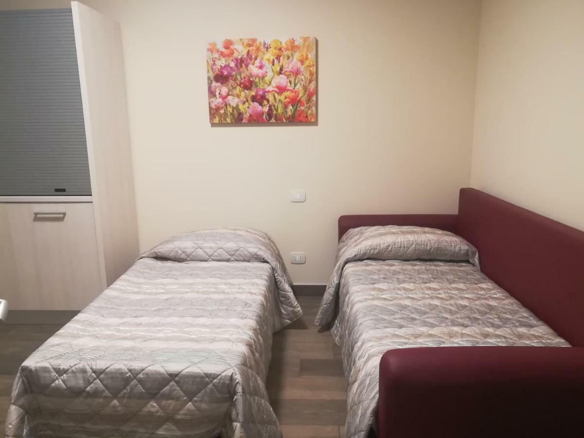 Apartamento Il Roccolo Di Valcerasa Treia Exterior foto